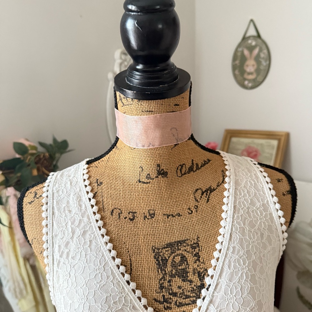 Sheer Blush Ribbon Choker Necklace